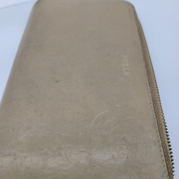 Furla zip around wallet - Picture 3 of 11